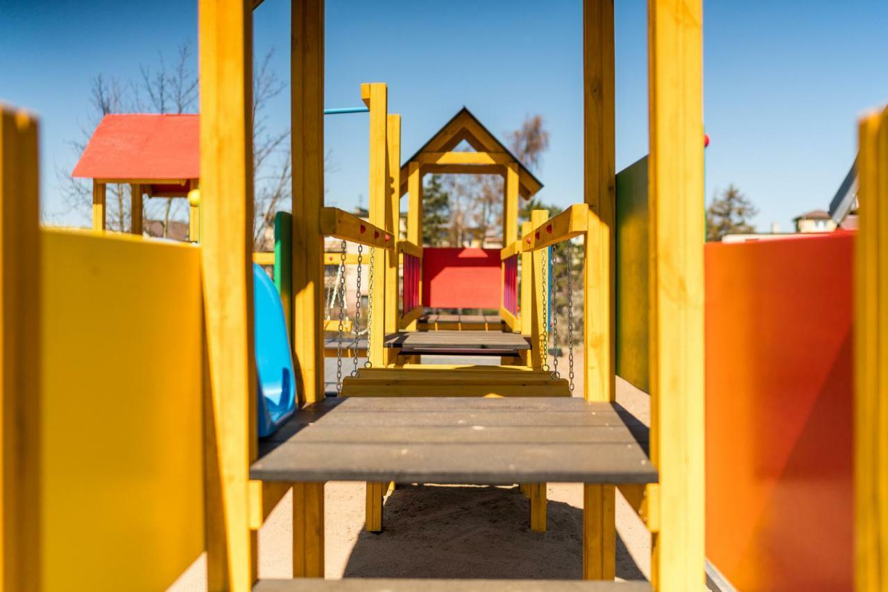 Вилла Domki Kotwica Park Владыславово Экстерьер фото